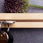 WOODS Schlüsselbrett Holz in 20cm in Bayern handgefertigt I Schlüsselhalter Ahorn Moderne Schlüsselleiste als Board I Schlüssel-Aufhänger aus Ahornholz I Schlüsselleiste Landhaus Design